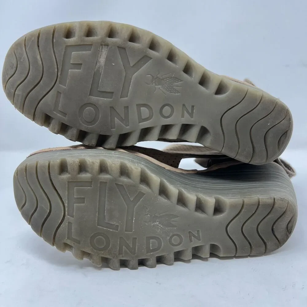N/A fly london